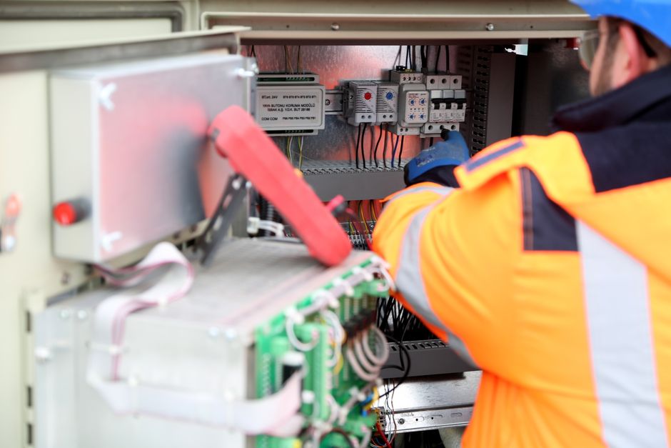 instalador electrónica náutica