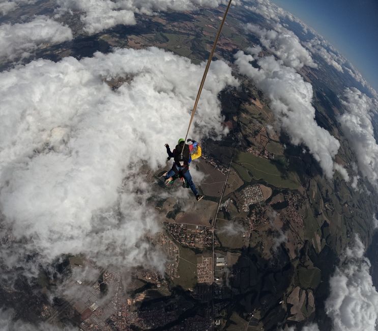 skydiving school